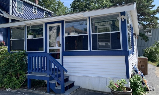 Southern Coast Cabina | Quaint 2-Bedroom Cottage