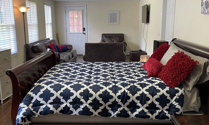 Clarkdale Casa | Pintoresco y tranquilo: ideal para consultores de negocios o visitantes para juegos de KSU.