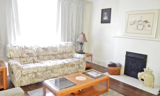 El Paso Apartamento | Quaint Home Away from Home