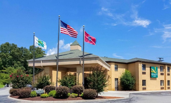 Clinton Hotel | Quality Inn Clinton-Knoxville North