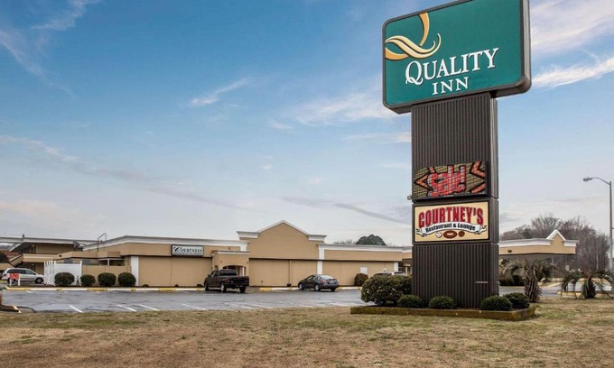 Elizabeth City Hotel | Quality Inn Elizabeth City near University