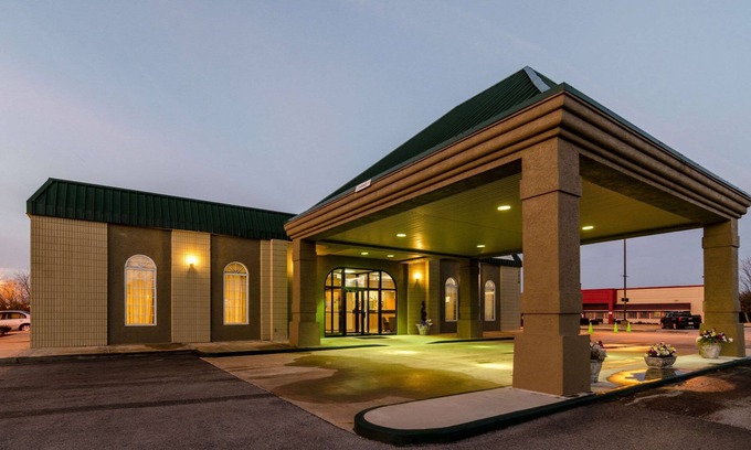 Harrison Hotel | Quality Inn Harrison North