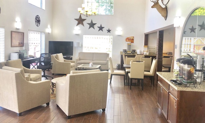 Kerrville Hotel | Quality Inn & Suites Kerrville