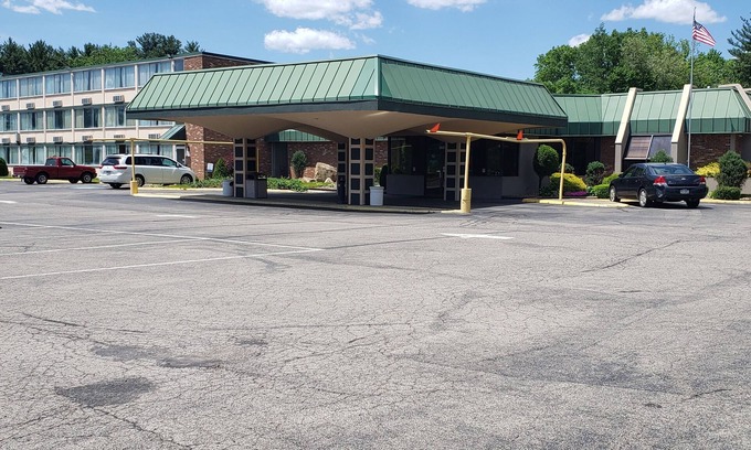 Hermitage Hotel | Quality Inn