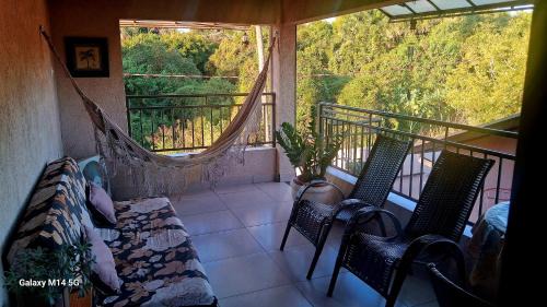 Uberaba Casa | Quarto com varanda e cozinha e entrada independente