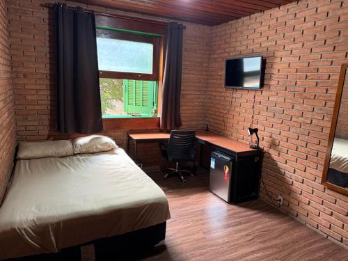 Botucatu Casa | Quarto privativo completo no Centro