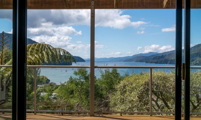 Anakiwa Casa | Queen Charlotte Sound Holiday home