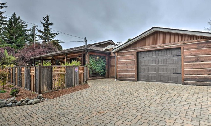 Eureka Casa | Quiet and Cozy Eureka Home Near Sequoia Park and Zoo!