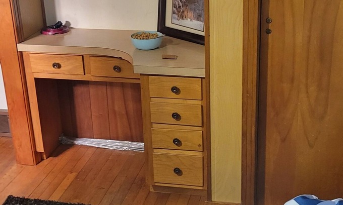 Bellaire Casa | Quiet and Cozy, just outside of town but close to EVERYTHING