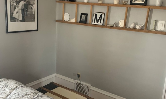 Cedar Rapids Casa | Quiet Relaxing bedroom with queen sized bed 2nd floor. Shared bathroom.