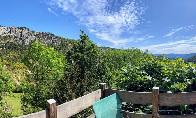 Sigottier Casa | Quiet stone house with splendid view