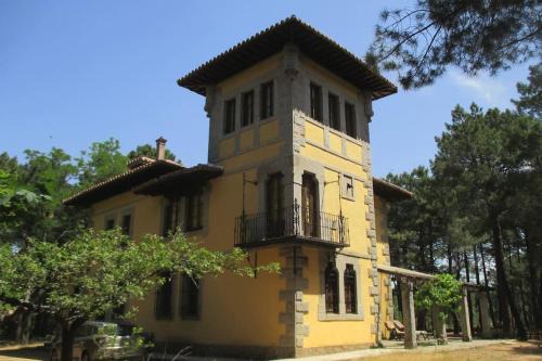 Navalperal de Pinares Apartamento | QUINTA ARENlLLAS Palacete en una finca privada de 7 hectáreas de pinar