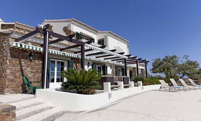 Vila Nova De Cacela Villa | Quinta Tio Pedro, duerme 17 con piscina privada