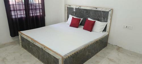 Radha Kund Casa | Radha Rani Dham