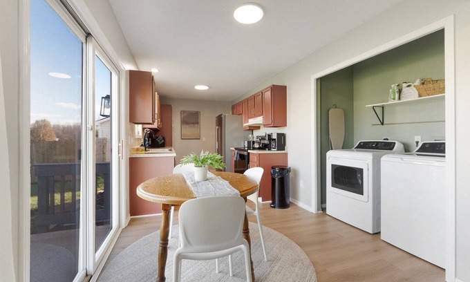 Fort Wayne Casa | Radiant Rio! NEW Renovation, 3BD 1 King | Parkview