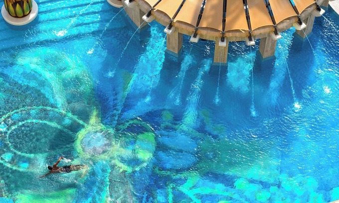 Bur Dubai Hotel | Raffles Dubai