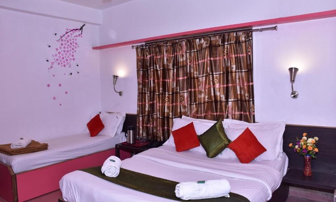 Mahabaleshwar Hotel | Rahi Hotel