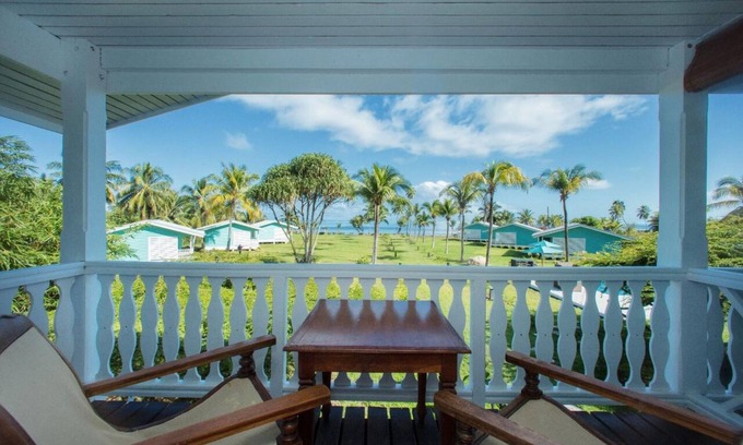 Teahupoo Hotel | Raiatea Lodge Hotel