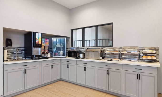 Bainbridge Hotel | Ramada by Wyndham Bainbridge