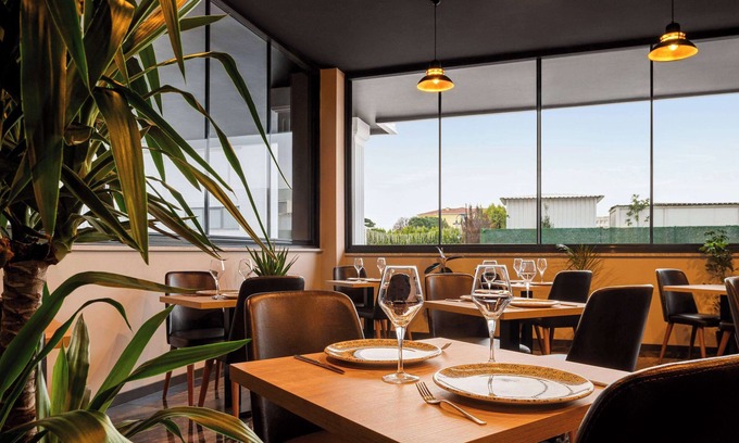 Karacabey Hotel | Ramada By Wyndham Karacabey