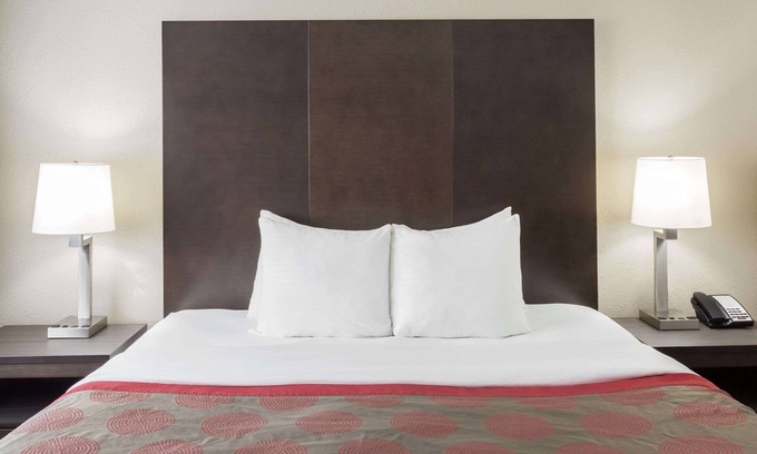 North Fremont Street Hotel | Ramada by Wyndham Monterey