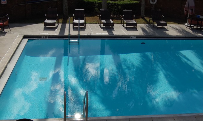 Temple Terrace Hotel | Ramada by Wyndham Temple Terrace/Tampa North