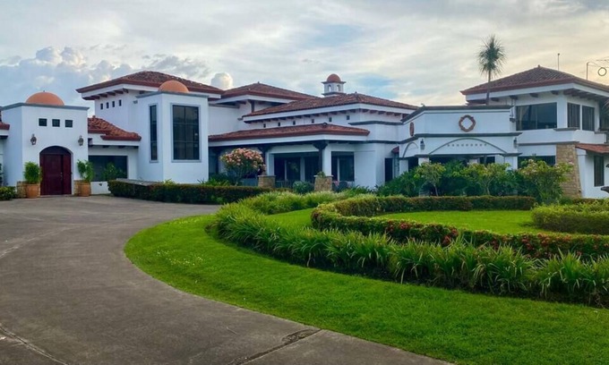 La Garita Casa | Rancho LuisAMar: Country estate, near San Jose airport