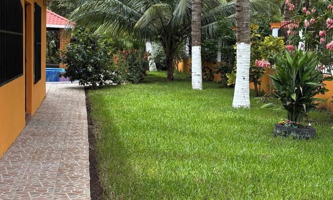 Acajutla Cabaña | Rancho corteznCozy cottage with ac