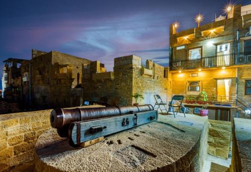 Amar Sagar Pol Hotel | Ratan Villa