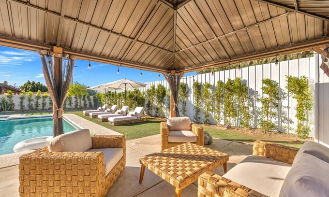 Bermuda Dunes Casa | Rather Be Desert Getaway