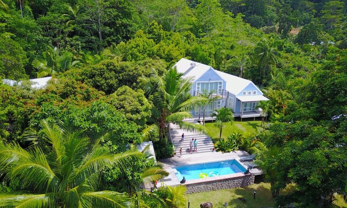 Mahe Island Apartamento | Red Coconut Self-Catering