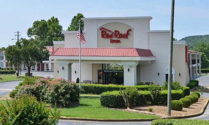 Dalton Hotel | Red Roof Inn Dalton