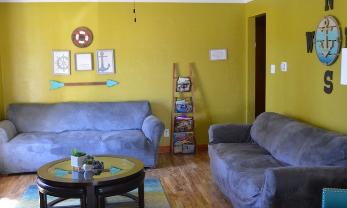 Carlyle Casa | Reel 'Em Inn