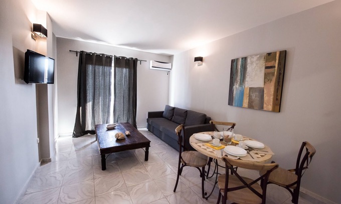 Kariotai Apartamento | REGALO KARIOTES / PISO 6