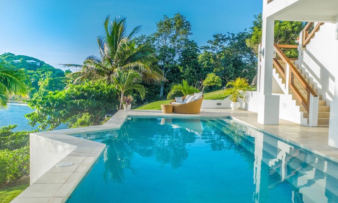 Arawak Hill Villa | Impresionante Lujo Waterfront Villa En Granada