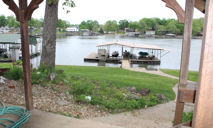 Climax Springs Casa | Casa frente al lago en una cala con agua suave 50 MM Nuevo Nuevo Nuevo