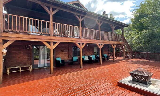 Harpers Ferry Cabina | Relaxing at Moose Lodge Cabin