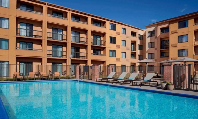 Hapeville Hotel | Relaxing Stay Near World of Coca-Cola – Perfect for Families & City Travelers