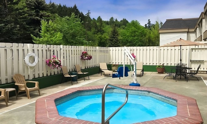 Poulsbo Complejo | Relaxing Trip! Stay at GuestHouse Poulsbo! Free Breakfast, Free Parking!