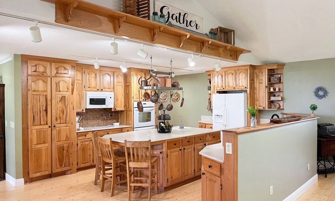 Marshall Otro | Relaxing Views