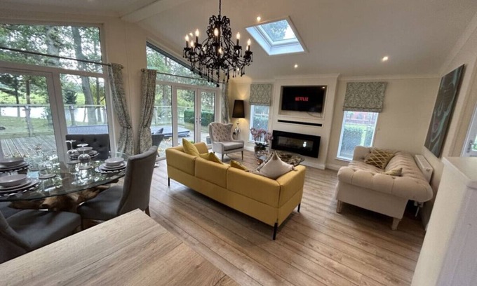 Congleton Cabina | Relaxing Woodland Retreat