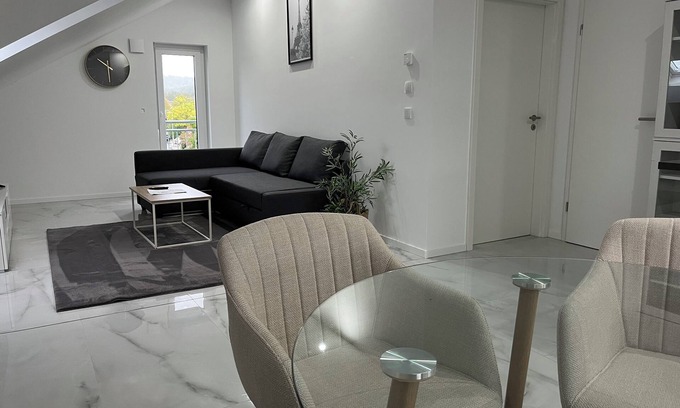 Winnenden Apartamento | Rems Home - Holiday apartment with in Winnenden near Stuttgart