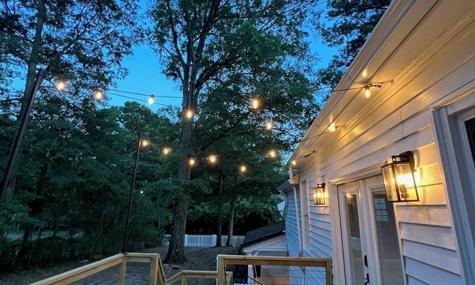 Starkville Cabaña | Renovated Cottage 1 mile from MSU Campus!