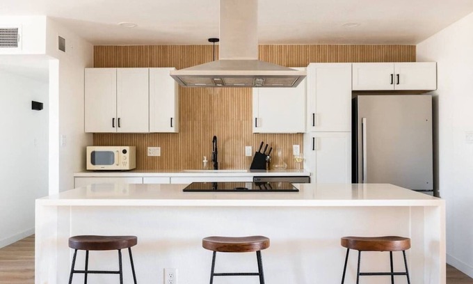 Scottsdale Estates Ten Casa | Renovated Retreat | Old Town Scottsdale | Sleeps 6