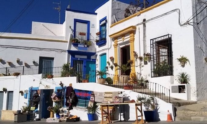 Nijar Casa | Casita andaluza rural reformada para singles o parejas con o sin mascota, wifi.