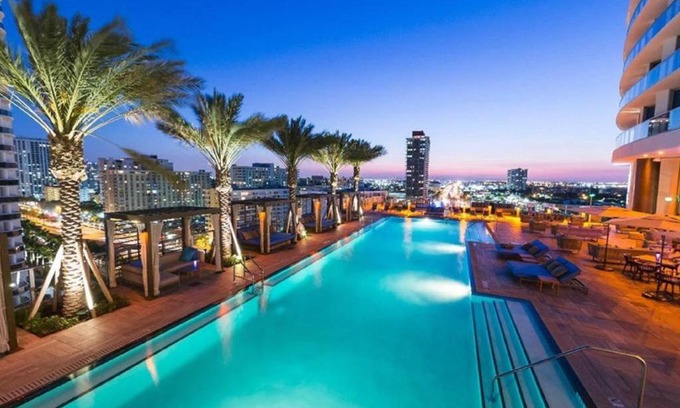 Hollywood South Central Beach Apartamento | Rent in LYFE Resort