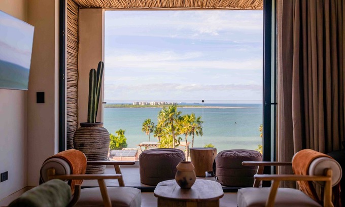 La Paz Hotel | Republica Pagana - Adults Only