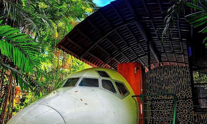Manuel Antonio Complejo | Repurposed Cockpit Cabana w PRIVATE outdoor Soaking TUB