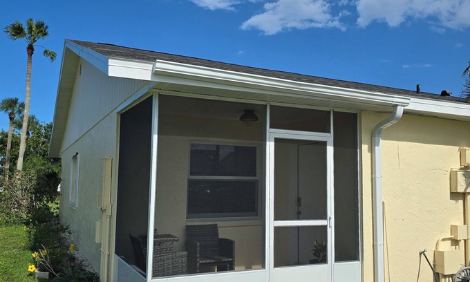 Micco Condominio | Reserve Now~Amazing 2-bedroom condo with Intracoastal/Indian River water view.