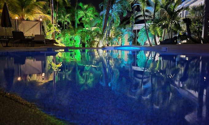 Orient Bay Hotel | Residence Adam & Eve